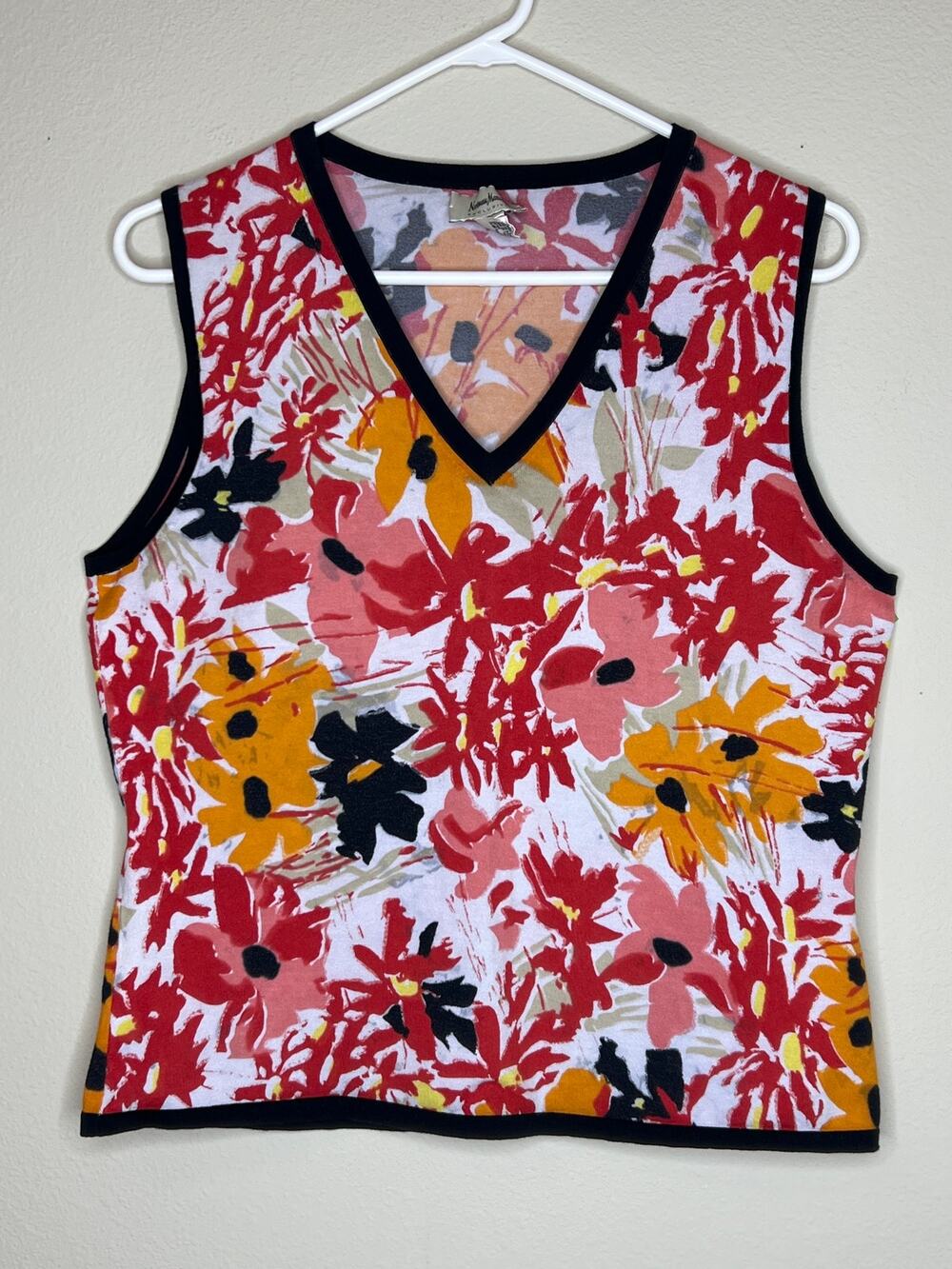 Neiman Marcus Exclusive XL Floral V-Neck Sleeveless Knit Shell Top Summer Resort